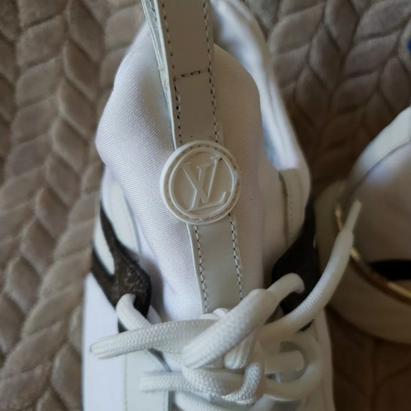 Louis VUITTON SNEAKERS WHITE MONOGRAM TEXTILE & MONOGRAM SIZE 41=11 US - Picture 5 of 17